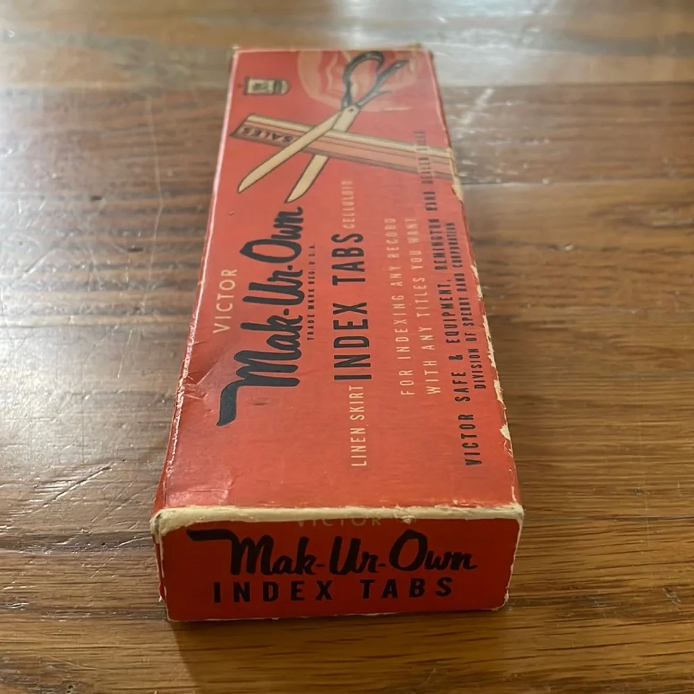 Vintage Victor Mak-Ur-Own Index Tabs